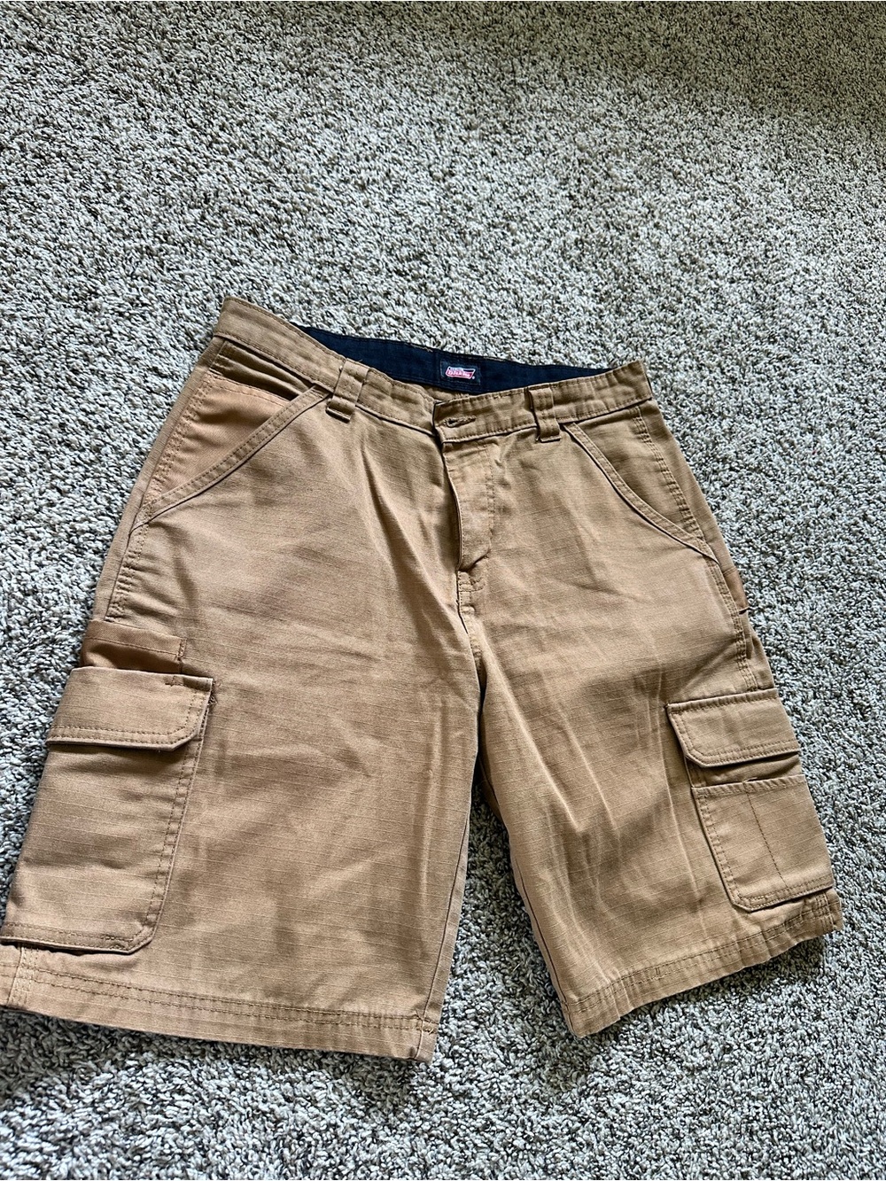 Dickies Tan Cargo Shorts with Multiple Pockets